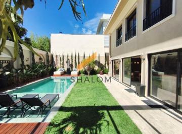 Casa · 329m² · 3 Quartos · 5 Vagas · Casa Mobiliada à Venda - Jardim Guedala