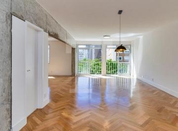 Apartamento · 148m² · 2 Quartos · 2 Vagas · Lindenberg totalmente reformado à venda no Jardim América