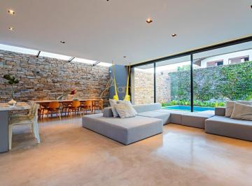 Casa · 533m² · 3 Quartos · 3 Vagas · Casa de Vila - 3 suítes, 3 vagas, lazer, jardim, piscina, rooftop!