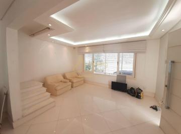 Casa · 197m² · 3 Quartos · 1 Vaga · Sobrado bem localizado na Vila Cordeiro