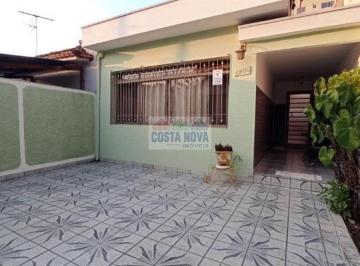 Casa · 120m² · 2 Quartos · 2 Vagas · Casa Térrea à Venda no Jardim Japão com 120m² Construídos em Terreno de 240m²