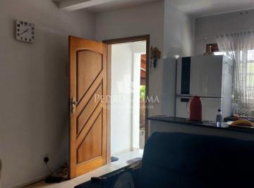 Casa · 100m² · 2 Quartos · 3 Vagas · Sobrado frontal, com mais duas ediculas no Cangaíba