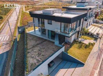 Casa · 545m² · 4 Quartos · Casa à venda - em Urbanova