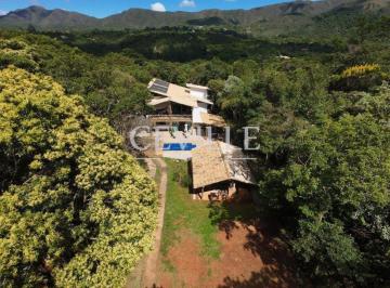 Casa · 200m² · 3 Quartos · Casa estilo Sítio