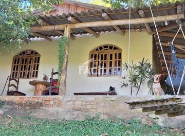 Casa · 150m² · 5 Quartos · 1 Vaga · Propriedade Rural Completa com Duas Casas – Laranja da Terra