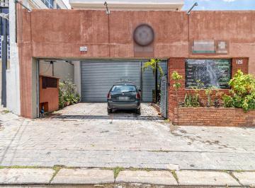 Comercial · 70m² · 7 Quartos · 1 Vaga · Casa comercial na Rua Doutor Mário Vicente, N. 126 - edícula casa 02 • 70 m²