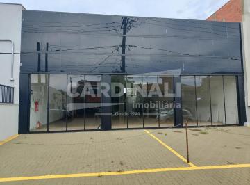 Comercial · 432m² · 5 Vagas · Salão comercial com excelente localização, próximo ao comércio.