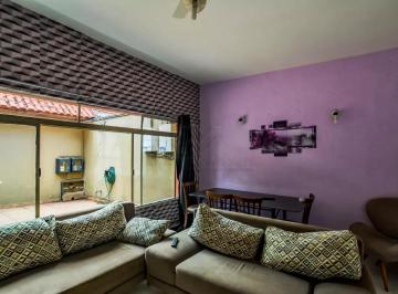Casa · 247m² · 5 Quartos · 3 Vagas · Sobrado com 5 Quartos à venda, 247m² por R$ 700.000,00 no Jardim Monte Libano, Santo André/SP