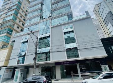 Comercial · Sala comercial em ponto estratégico com 101m²