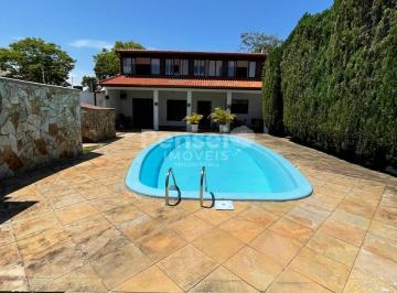 Casa · 440m² · 6 Quartos · 6 Vagas · Pousada completa no Rio Vermelho – pronta para operar e faturar desde o primeiro dia