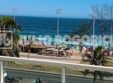 Apartamento · 344m² · 5 Quartos · 4 Vagas · Recreio Cobertura Duplex 5 suítes frontal mar