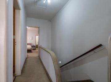IMG_20260627_091412_000.jpeg · Elegante casa para venda em Moema com 3 quartos, sendo 1 suíte, 100m² - remaxares#2P8CE