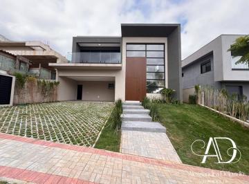 Casa · 420m² · 4 Quartos · 4 Vagas · Condomínio Itahye