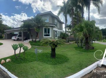 Casa · 550m² · 5 Quartos · 5 Vagas · Condomínio Residencial 11