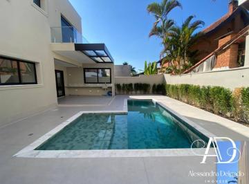 Casa · 360m² · 4 Quartos · 4 Vagas · Casa Nova - Residencial 3