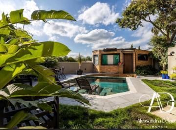 Casa · 500m² · 4 Quartos · 6 Vagas · Casa Diferenciada Residencial 11