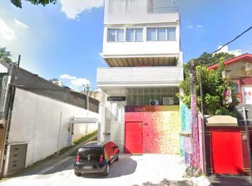 Comercial · 220m² · 2 Quartos · 2 Vagas · Loja na Rua Delfina, N. 118 - Loja • 220 m²
