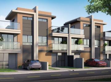 Casa de 3 quartos, Curitiba · Vendo Sobrado no Santa Cândida com 3 Quartos e Suíte