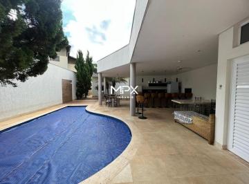 Casa · 338m² · 3 Quartos · 3 Vagas · Casa disponível no bairro Centro em Piracicaba