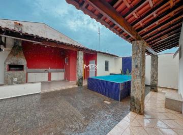 Casa · 235m² · 3 Quartos · 3 Vagas · Casa à venda em Rio Claro, Santa Cruz, com 3 quartos, com 235 m²