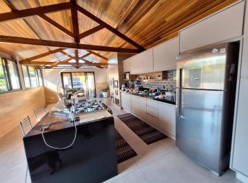 Casa · 300m² · 3 Quartos · 10 Vagas · Casa à venda e para alugar no bairro Santa Rita em Piracicaba.
