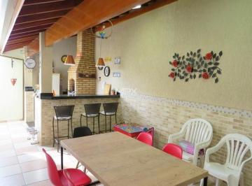 Casa · 220m² · 3 Quartos · 3 Vagas · Casa à venda em Piracicaba, Parque Santa Cecília, com 3 quartos, com 220 m²