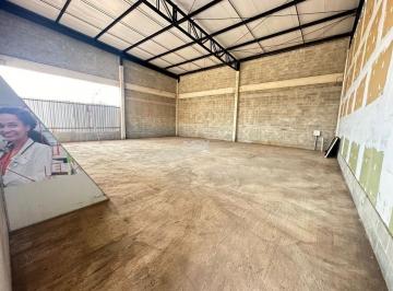 Comercial · 175m² · Salão para alugar em Piracicaba, Vila Rezende, com 175 m²