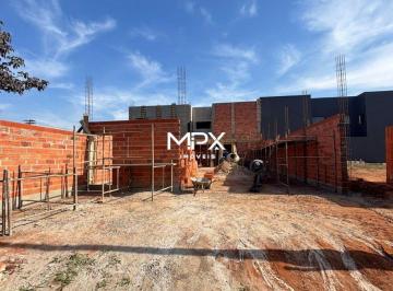 Comercial · 200m² · Galpão à venda no bairro Dois Córregos em Piracicaba