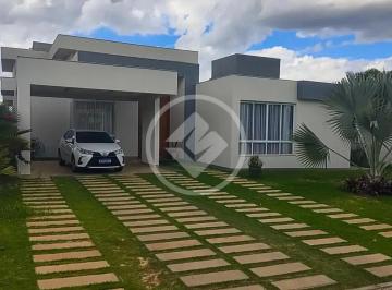 Casa · 251m² · 4 Quartos · 3 Vagas · Casa em condomínio 4 suites