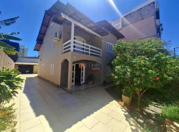 Casa · 250m² · 6 Quartos · 4 Vagas · Duplex com 5 Quartos, Piscina e Lazer na Praia Campista