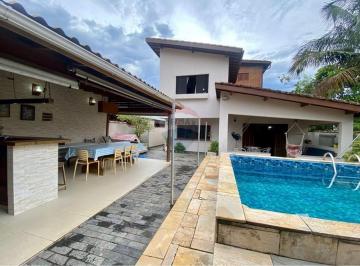 Casa · 276m² · 4 Quartos · 5 Vagas · casa com Piscina para comprar na Praia do Tombo
