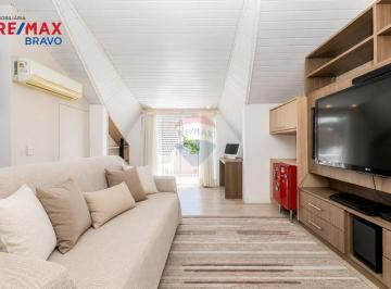 Casa · 138m² · 3 Quartos · 2 Vagas · Sobrado Triplex com Ático e Churrasqueira no Pilarzinho | 3 Quartos | 138 m² | 2 Vagas