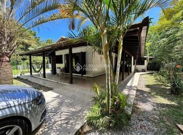 Casa · 165m² · 3 Quartos · 2 Vagas · Auxilaidora Predial aluga, Casa ampla e espaçosa com terreno grande e arborizado, 3 quartos