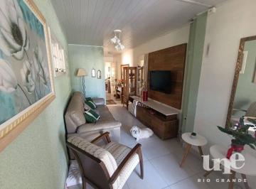 274c8d9c7d282d3cde6bf976a16b83f6273fbf0f · Casa à venda com 3 dormitórios