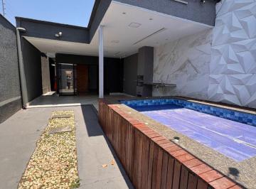 6d463eda908c27145aadb09c20b52f2d8557695a · Casa Térrea no Residencial Canadá | Piscina Aquecida, Closet e 4 Vagas | Moderna