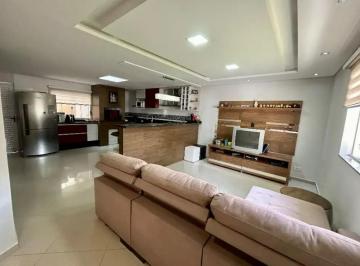 Casa 100m² Venda Santo Amaro · Casa a Venda em Santo Amaro com 2 dormitórios