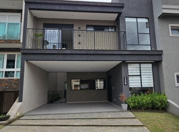 Casa de 3 quartos, Curitiba · LINDA CASA NO CONDOMÍNIO BOULEVARD ELEGANCE NO BAIR ALTO C 3 SUÍTES