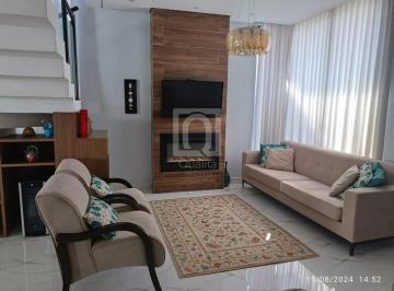 Foto 01 · Casa sobrado no condomínio Residencial Granja Deolinda em Sorocaba