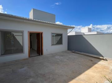 Casa · 67m² · 2 Quartos · 1 Vaga · Casa Individual na Planta de 2 quartos no Bom Jesus com Entrada Parcelada!
