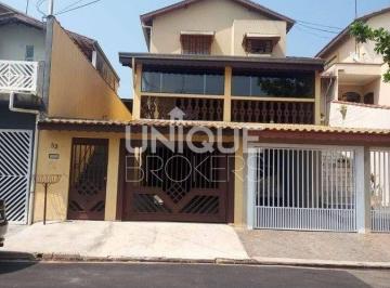 Casa · 250m² · 3 Quartos · 2 Vagas · Casa com 3 quartos, Parque Residencial Eloy Chaves - Jundiaí