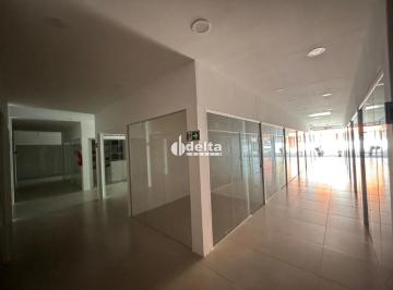 Comercial · 13m² · Loja disponível para locação no bairro centro em Uberlândia-MG.