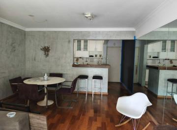 Apartamento · 96m² · 3 Quartos · 2 Vagas · 3 Dormitórios(1suite), 1 banheiro social, sacada envidraçada, dependência de empregada, 2 vagas.