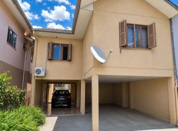 Casa · 110m² · 3 Quartos · 2 Vagas · 
                                Casa à venda no bairro Forqueta 
                            
