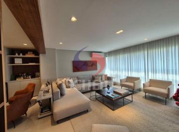 Apartamento · 147m² · 3 Quartos · 2 Vagas · Apartamento Chácara Klabin 3 suítes, closet e varanda com churrasqueira.
