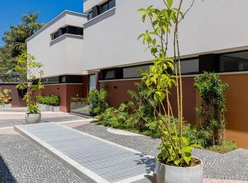 IMG_20260619_092227_000.jpeg · Casa no condomínio Garda para venda com 4 quartos, sendo 4 suítes, 390m² - remaxares#B931Y