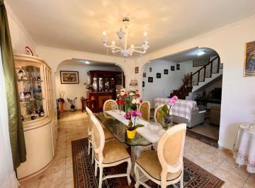 IMG_20260608_025104_000.jpeg · Sensacional sobrado para venda em Jabaquara com 4 quartos, sendo 2 suítes, 240m² - remaxares#DVHJF