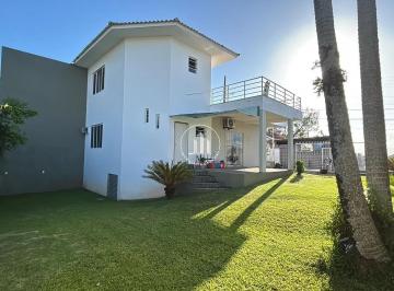 Casa · 140m² · 2 Quartos · 1 Vaga · Casa com 2 quartos e 1 vaga na Agronômica