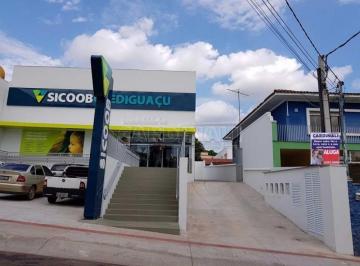 Frente · Comercial Sala em São Carlos
