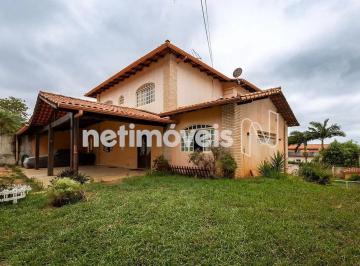 b0fdafb4-95b1-4ad8-9b6f-eb0920644652.webp · Casa 510m2 em terreno de 810m2, vista para a mata
