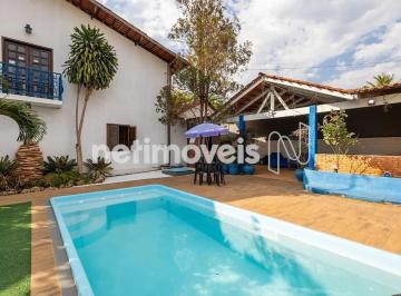 d7082285-8bf8-49f8-8d2b-bcdaf3b020fb.webp · Reformada - piscina - Bernardo Sayão.